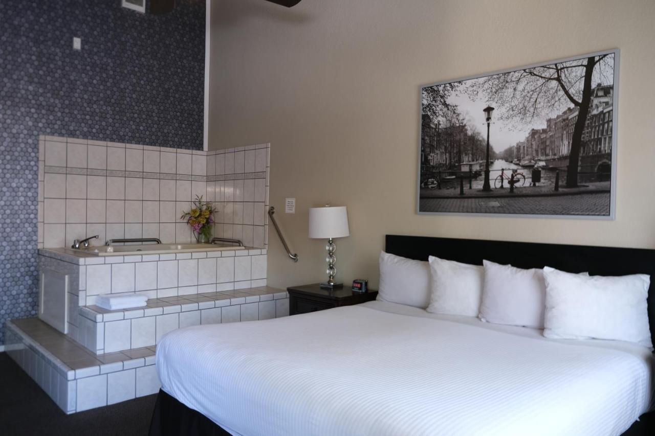 Golden Haven Hot Springs Hotel Calistoga Exterior photo