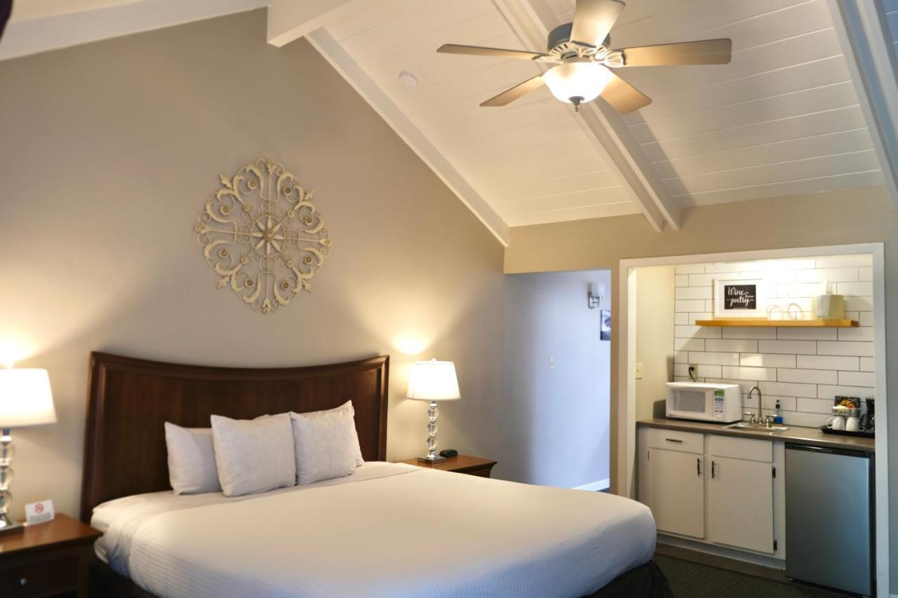 Golden Haven Hot Springs Hotel Calistoga Exterior photo