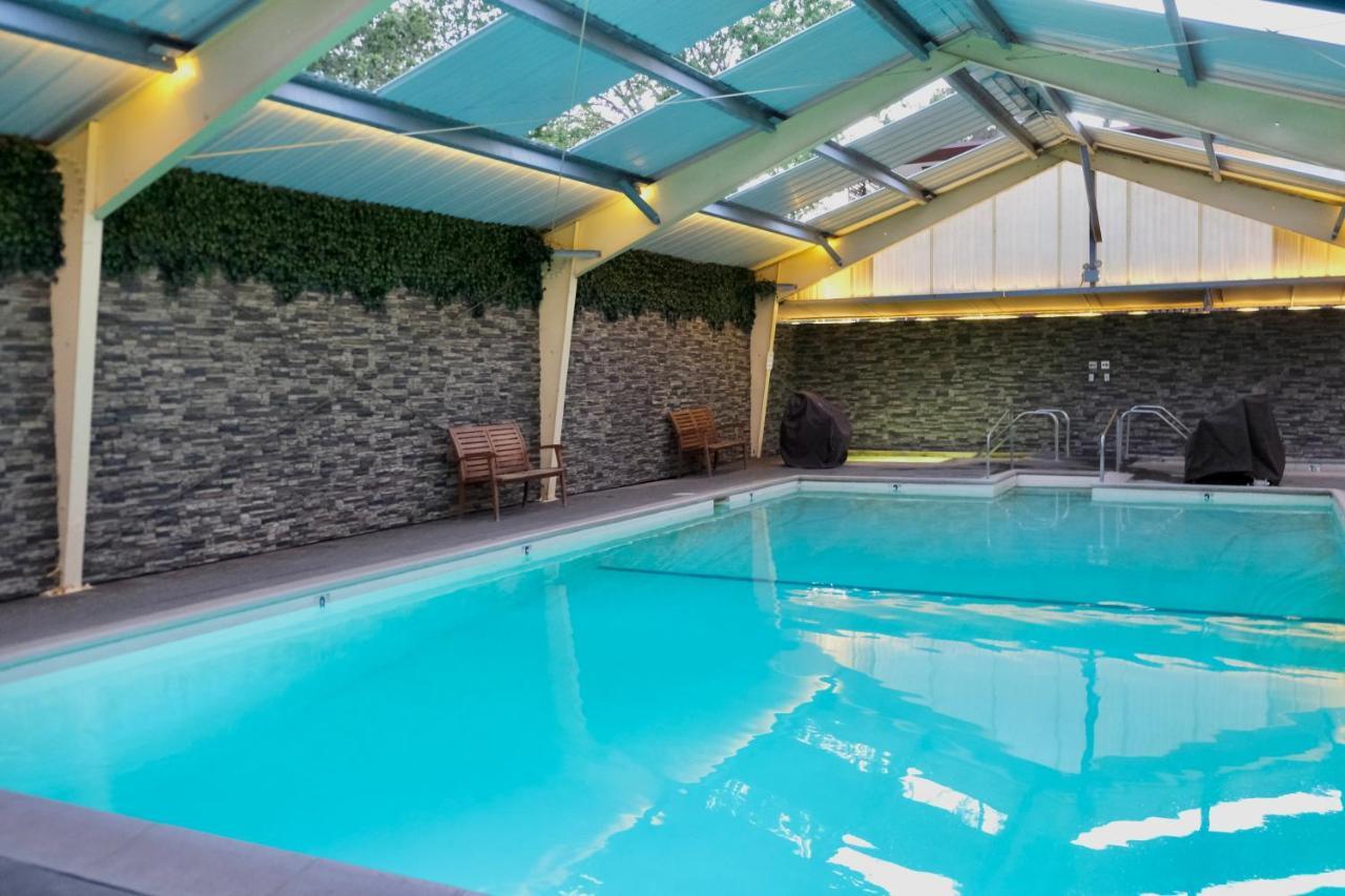 Golden Haven Hot Springs Hotel Calistoga Exterior photo