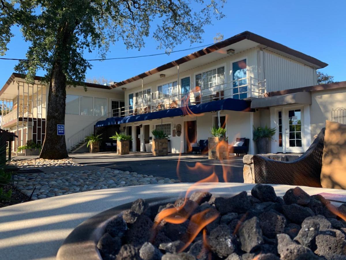 Golden Haven Hot Springs Hotel Calistoga Exterior photo